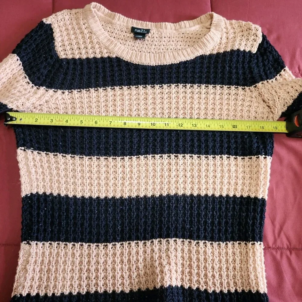 Rue21 Striped Knit Sweater Large Peach Navy High Low Hem Crew Neck Preppy Y2K - Picture 5 of 8